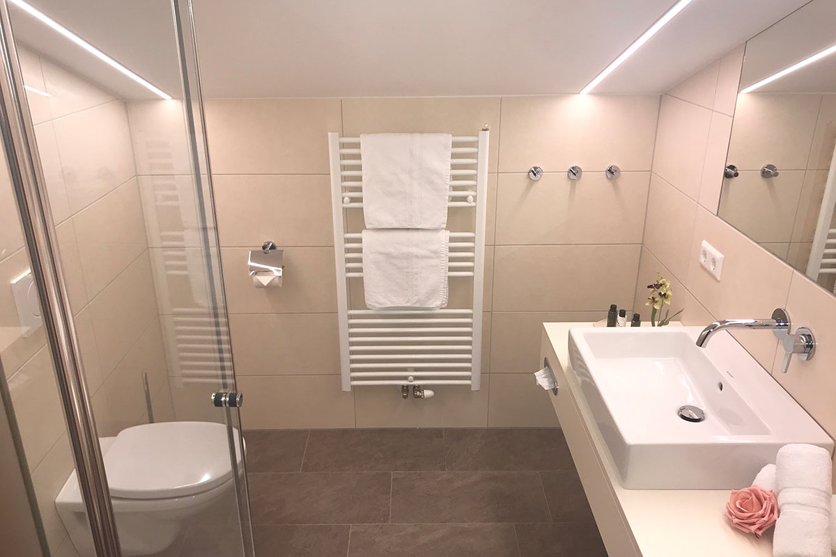 Doppelzimmer Enzian - Andis Skihotel in Obertauern