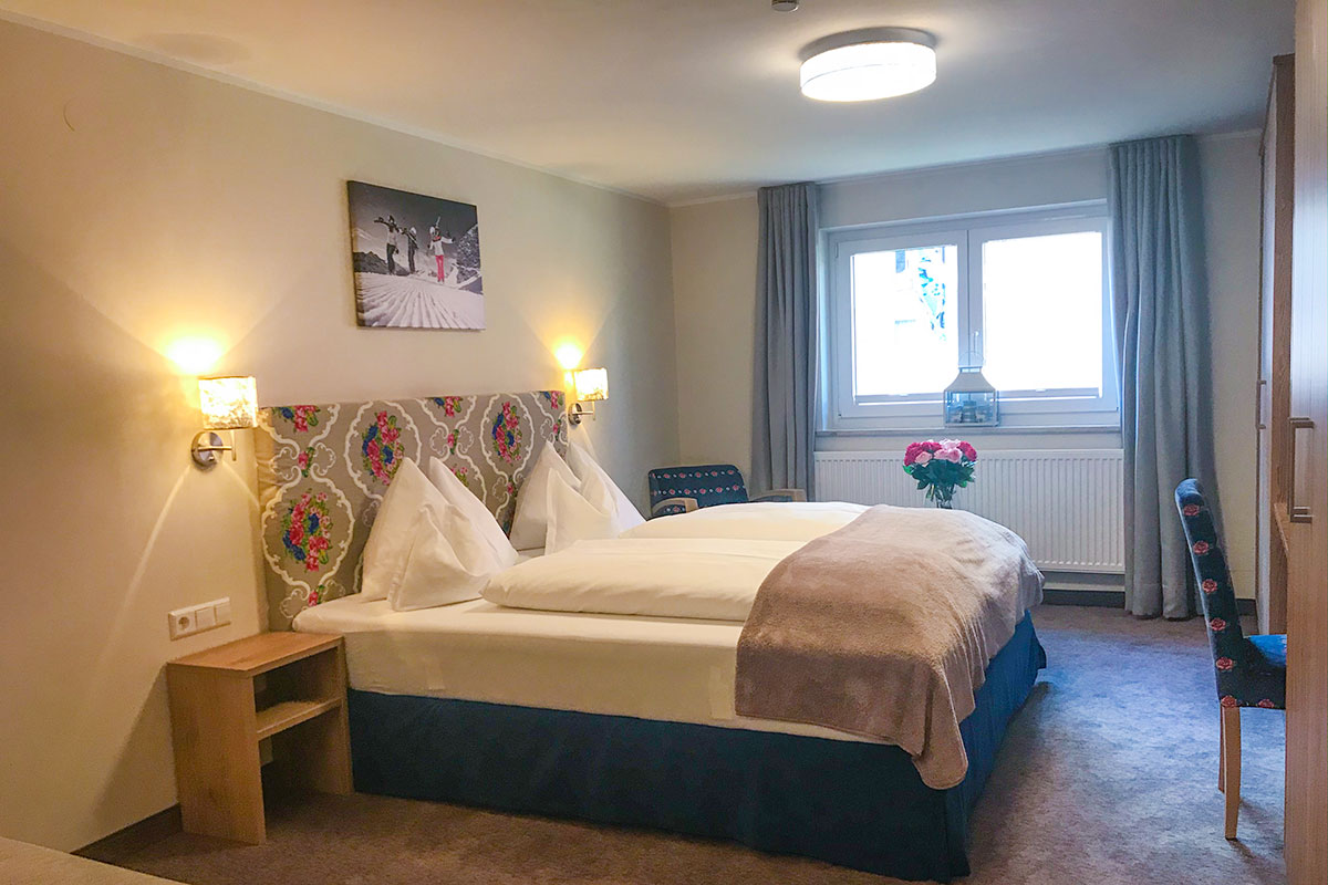 Doppelzimmer Enzian - Andis Skihotel in Obertauern